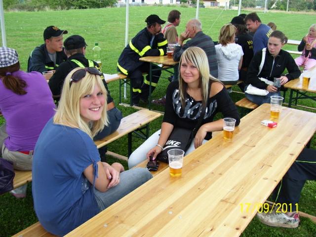 100_1592_640x480_