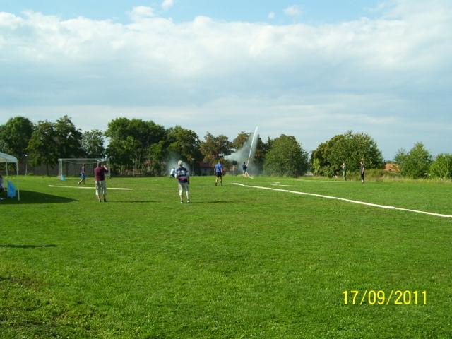 100_1633_640x480_